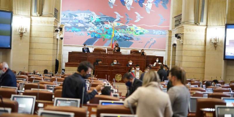 Declaran exequibles las 16 curules de paz
