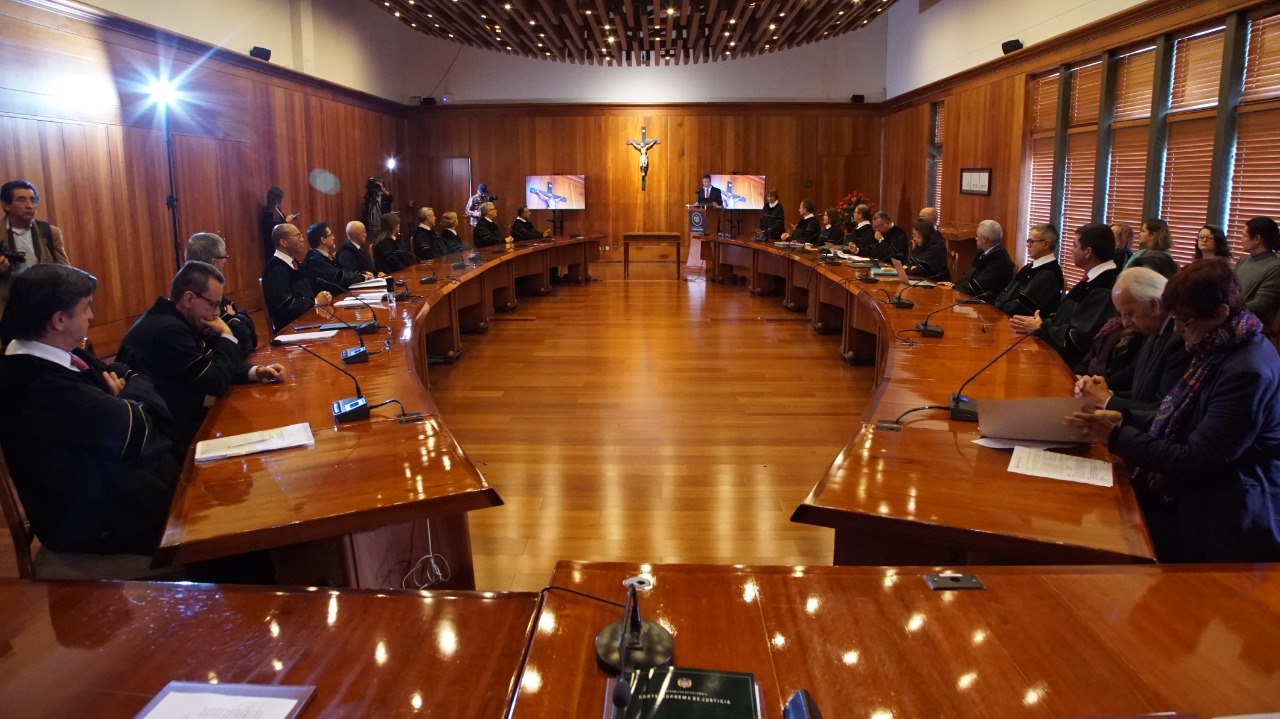 1cristo-del-palacio-de-justicia