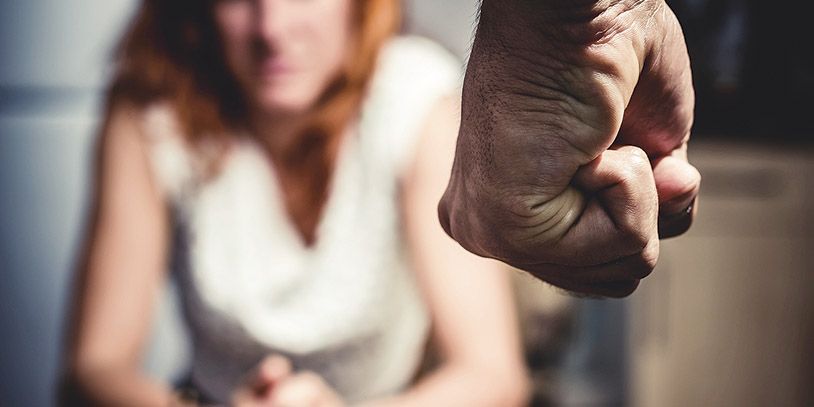 Implementan casas de refugio para proteger a mujeres víctimas de violencia  | Ámbito Jurídico