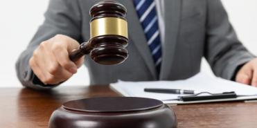 Escritura pública de compraventa sobre bien público es nula, por objeto ilícito (Freepik)