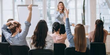 Mineducación fija el cronograma para el proceso de traslados de docentes estatales (Freepik)