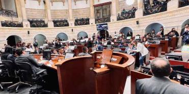 EN VIVO: Segunda plenaria en la que se discute la reforma laboral (Senado)