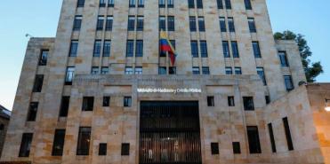 Minhacienda garantiza estabilidad económica pese a descertificación de EE UU (Presidencia)