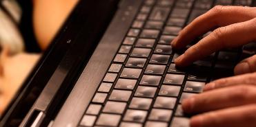 Anulan condena por constreñimiento ilegal de hombre que obligó a expareja a tener relaciones sexuales (Bigstock)