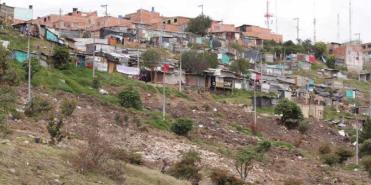 Ordenan reubicar a mujer que permaneció más de dos décadas en bien ubicado en zona de alto riesgo (Alcaldía)