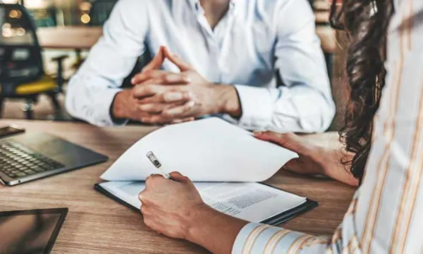 Las cláusulas abusivas en los contratos de seguros (GettyImages)