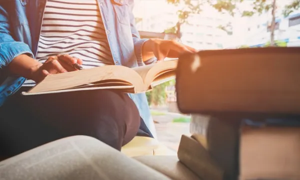 Término de 12 meses de la licencia no remunerada para estudios puede prorrogarse hasta por dos veces (Freepik)
