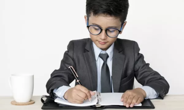 Regularían condiciones para autorizar el trabajo de niños y adolescentes (Freepik)