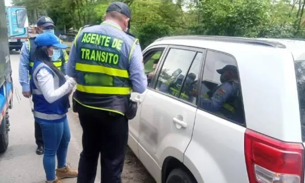 Formulan cargos a organismos de tránsito que habrían omitido controles a transporte publico ilegal (Supertransporte)