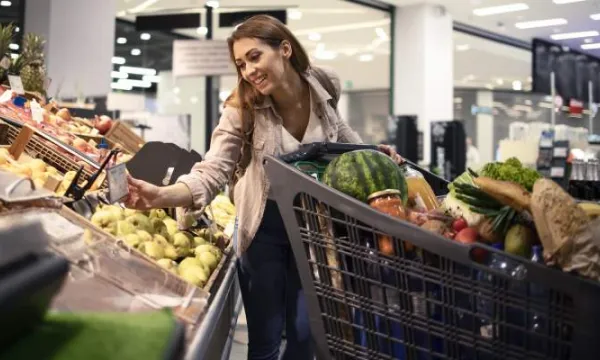 Estos criterios permiten determinar un abuso del consumidor frente a un error notorio y evidente en el precio (Freepik)