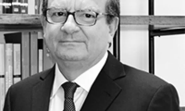 Posmodernismo, posconflicto y posverdad