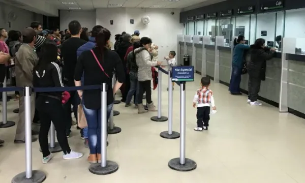 pago-de-impuestos-en-banco(gov).jpg