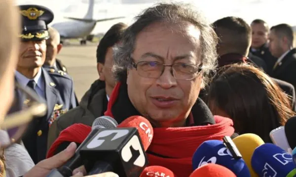 Petro ratifica que lo contratos actuales de exploración y explotación siguen vigentes (Presidencia)