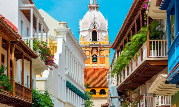 CARTAGENA-CENTRO-HISTORICO(shutterstock).jpg
