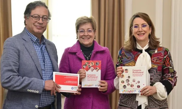 firma_convenio_oiss_pensiones (prensa_mintrabajo)