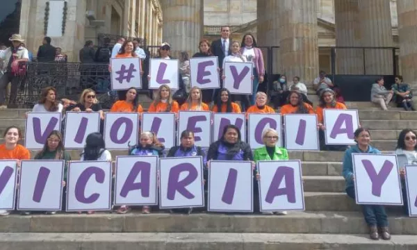  Violencia vicaria, iniciativa para reconocerla vuelve al Congreso (TW Alexandra Vásquez)