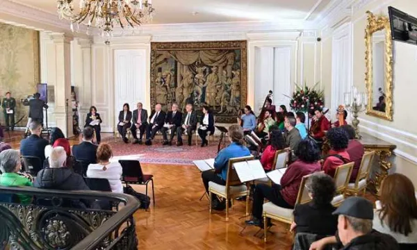 comision-constatacion-victimas-exterminio-up(petro-presidencia-gov)