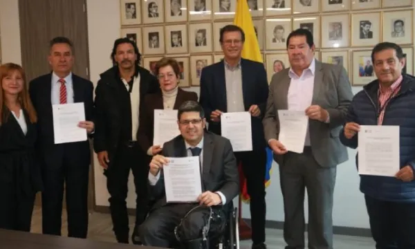 Gobierno y centrales obreras acuerdan derogar el Decreto 1174 del 2020, sobre el piso de protección social (Mintrabajo)