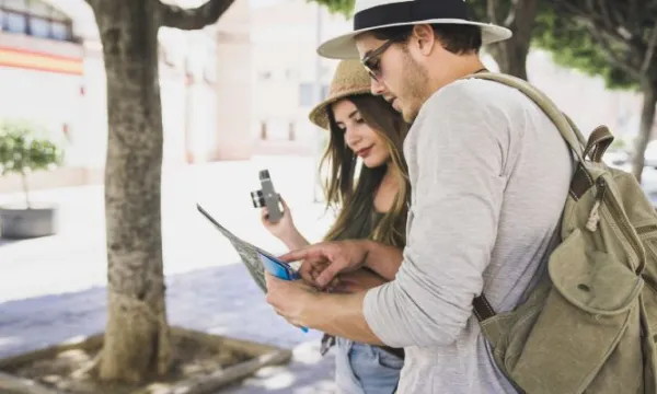 Operadores de servicios turísticos deben dar información veraz: Superindustria (Freepik)