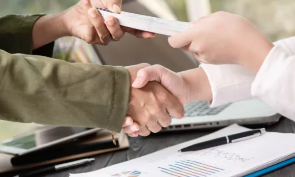 Preaprobación de créditos no solicitados no está prevista como una práctica abusiva (Freepik)