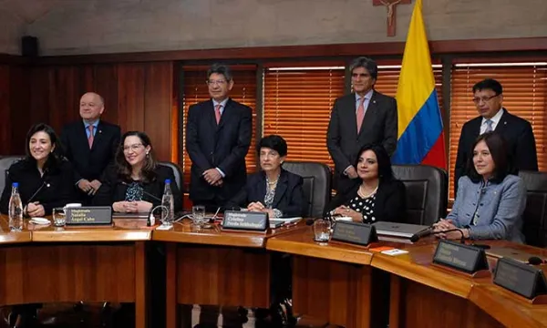 CORTE-CONSTITUCIONAL-SALA-PLENA-07.jpg