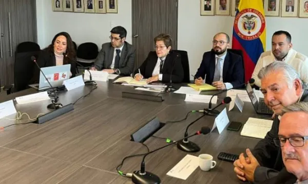 Gobierno, empresarios y sindicatos no acuerdan cifra de productividad para el aumento del salario mínimo (Mintrabajo)