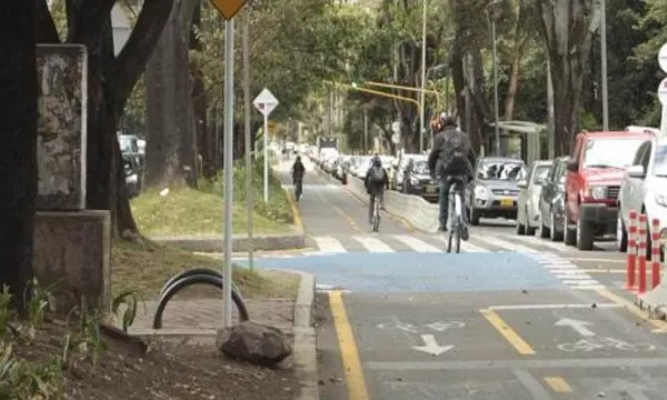 Bicicletas pueden transitar por vías públicas, aunque existan ciclorrutas adyacentes, siempre que no exista restricción (Alcaldía)