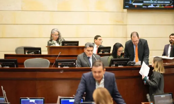 ATENCIÓN: Senado aprueba reglamentación de jurisdicción agraria (Senado)