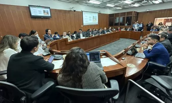 Descargue la ponencia para penúltimo debate de la reforma a la salud (Senado)