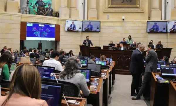 ⁠Eliminación de beneficios penales a feminicidas, más cerca de ser ley (Senado)