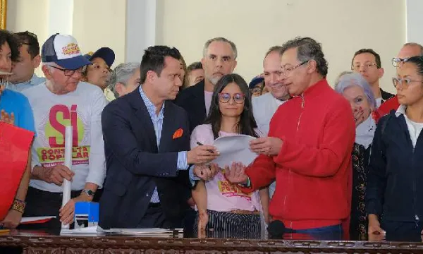 Presidente Petro asegura que hay recursos garantizados para la consulta popular (Presidencia)