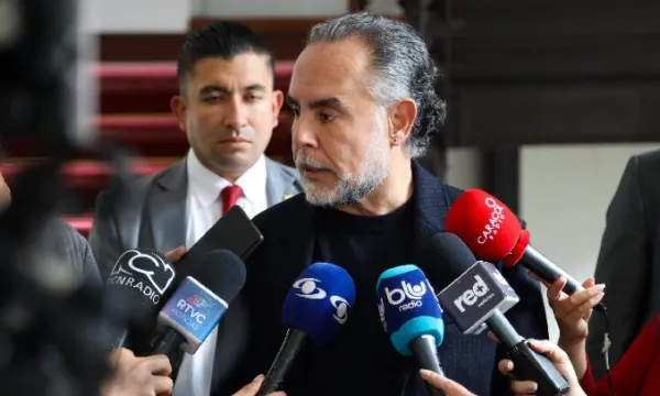 Mininterior afirma que consulta popular puede convocarse por decreto (Mininterior)