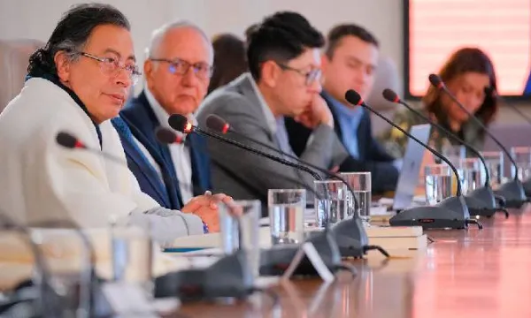 ATENCIÓN: Gobierno deroga decreto que convocaba a consulta popular (Presidencia)