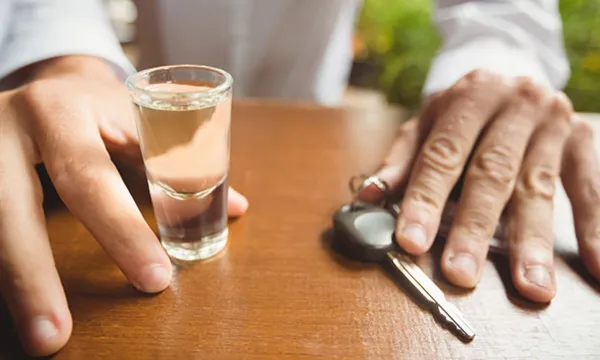 alcohol-transito-vehiculofreepik.jpg
