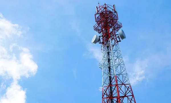 antena-telecomunicaciones-televisionfreepik.jpg