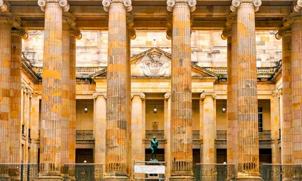 capitolio-congreso-senadoshutterstock1.jpg