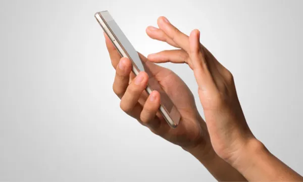 celular-funciones-equipofreepik.jpg