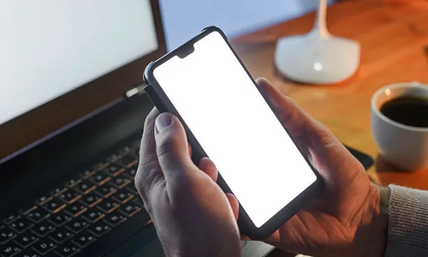 celular-internet-telefonofreepik.jpg
