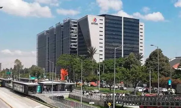 contraloria-edificio-oficimascontraloria.jpg