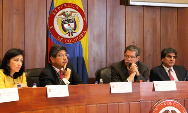 corte-constitucional-2016.jpg