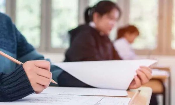 estudiantes-educacion-examenbigstock.jpg