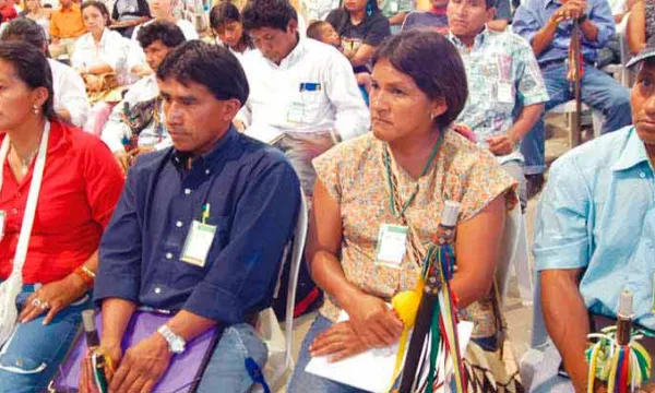 indigenas-consultas-puebloefe.jpg