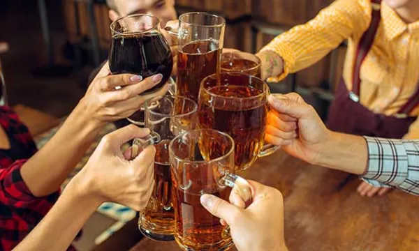 menores-bebidas-alcoholfreepik.jpg