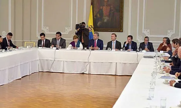 mesaconcertacionsalario2019.jpg