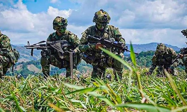 militares-ffmm-ejercito3pre.jpg