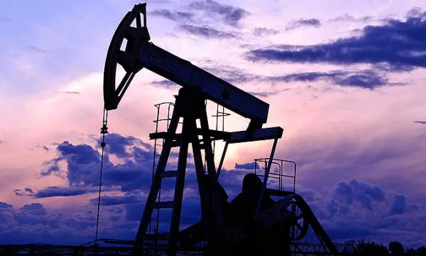 mineria-petroleo-pozo-ambientebig.jpg
