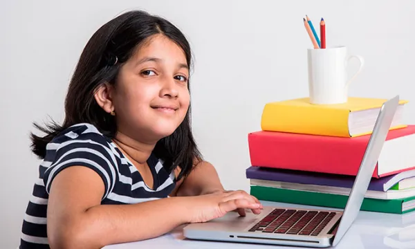 nina-estudiantebigstock.jpg