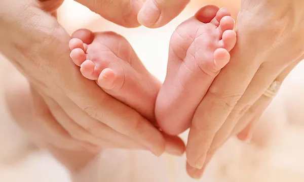 bebes-padres-adopcionbig-1509242096.jpg