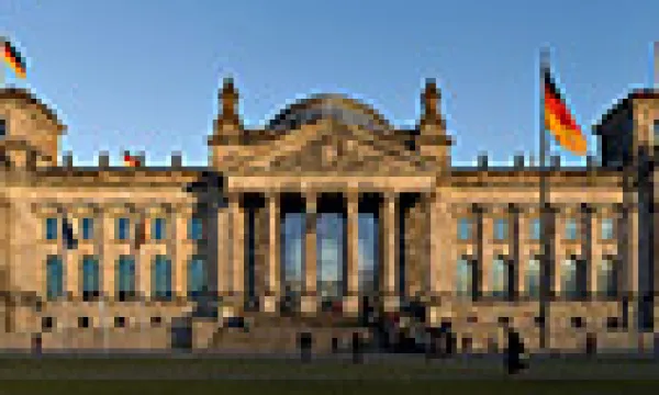 berlin22-1509243102.jpg