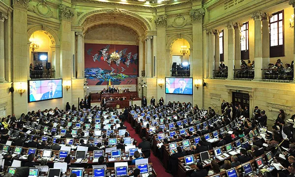 congreso-senado-plenaria1pres-1509241791.jpg